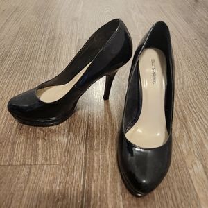 Black pumps heels US 7
